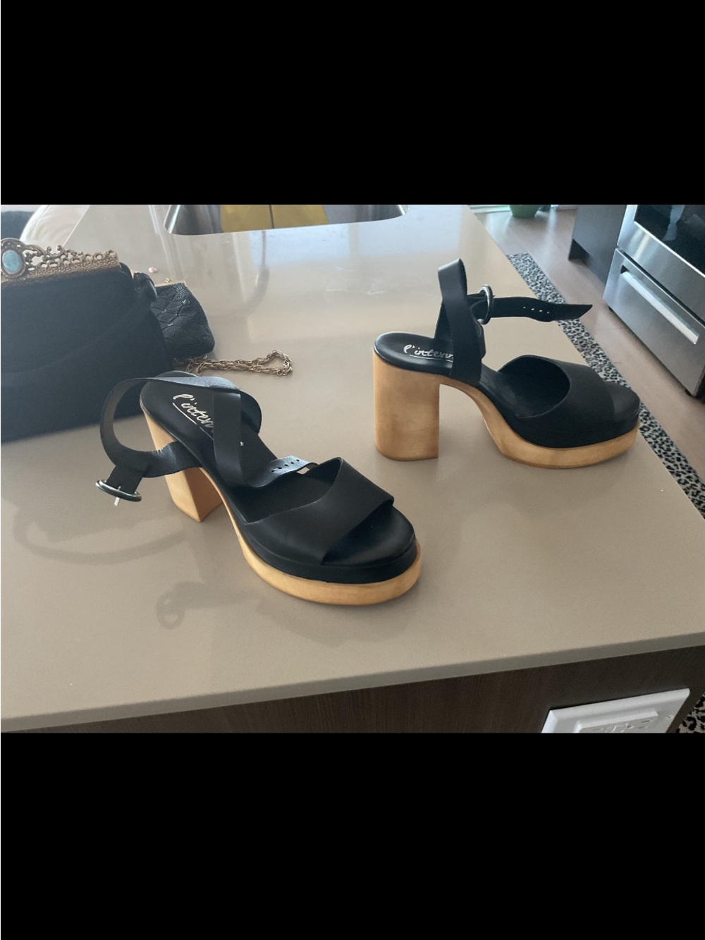 Platform Block Heel Sandals in Black and Wood lentravale